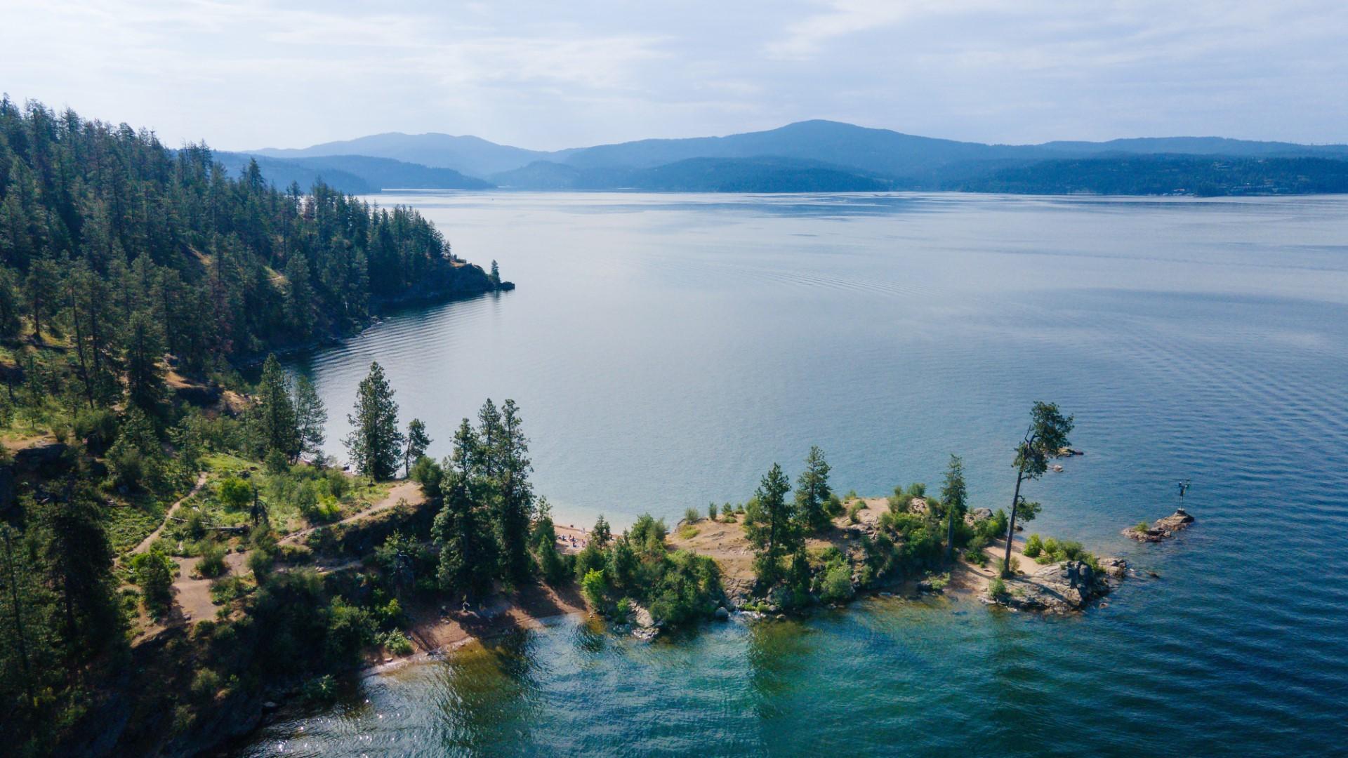 Lake Coeur d'Alene - https://www.onlyinyourstate.com/